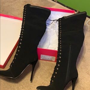 ShoeDazzle Heeled Boots Alinah
